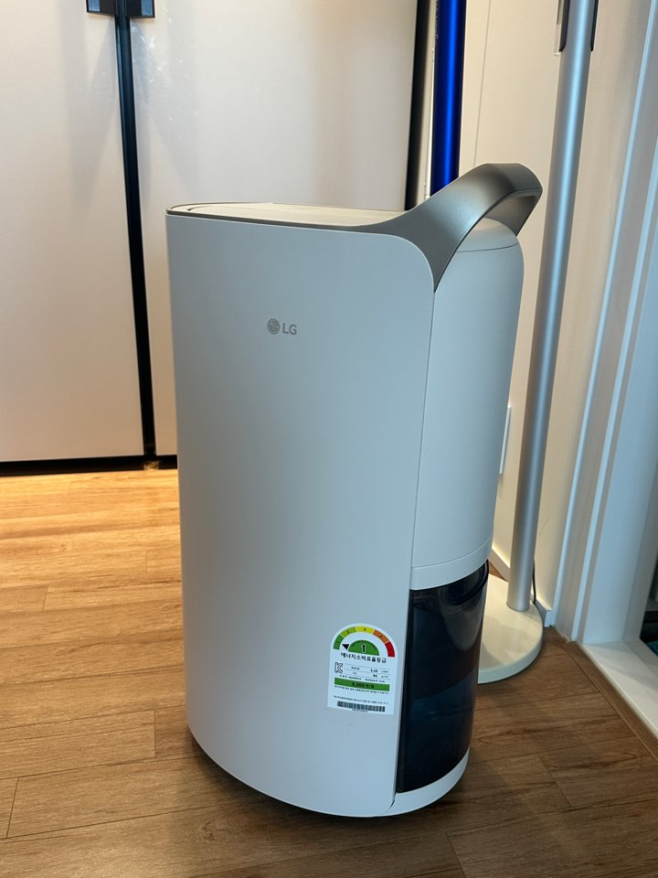 LG 휘센 제습기 30평엔 어떤 용량으로 구매할까? 21L VS 23L (실제 사용 후기)