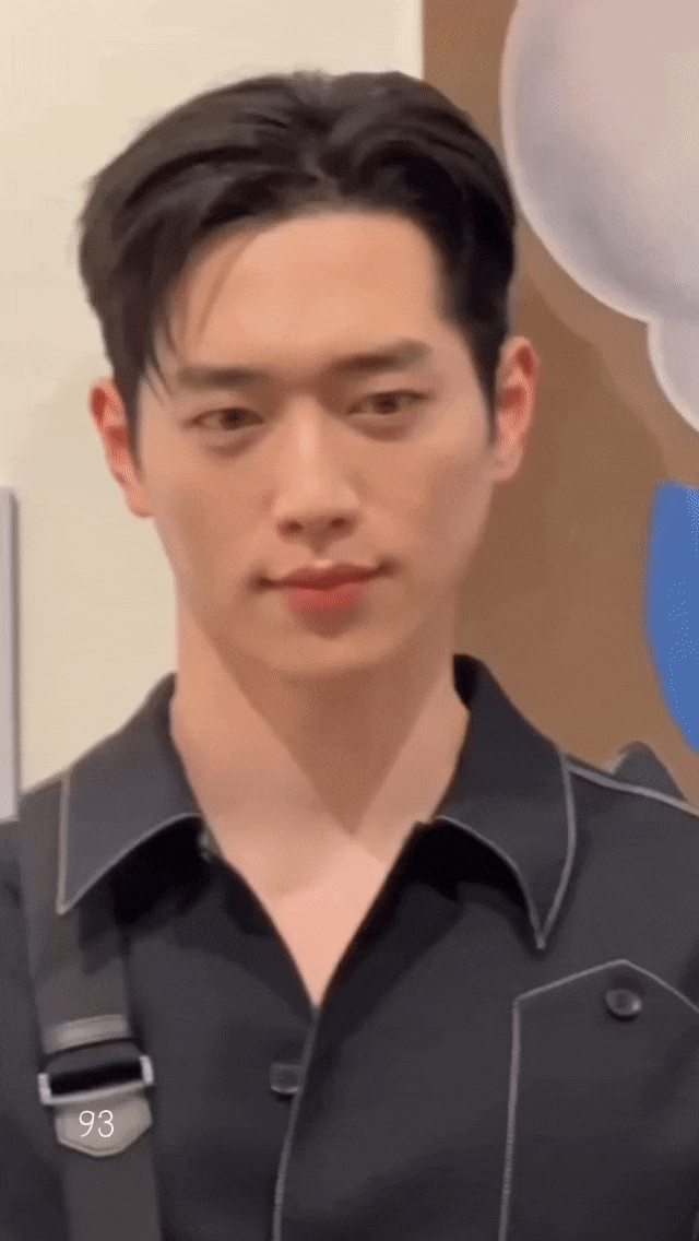 팬카페에 들러서