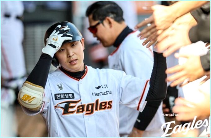  "드디어 돌아왔다" 105볼넷 출루 머신 정은원 한화 이글스 전격 합류