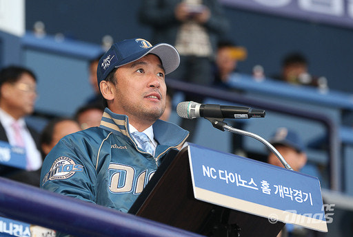 엔비디아 <b>젠슨 황</b>, 엔씨 <b>김택진</b> 대표와 7일 <b>회동</b>…게임·AI... 