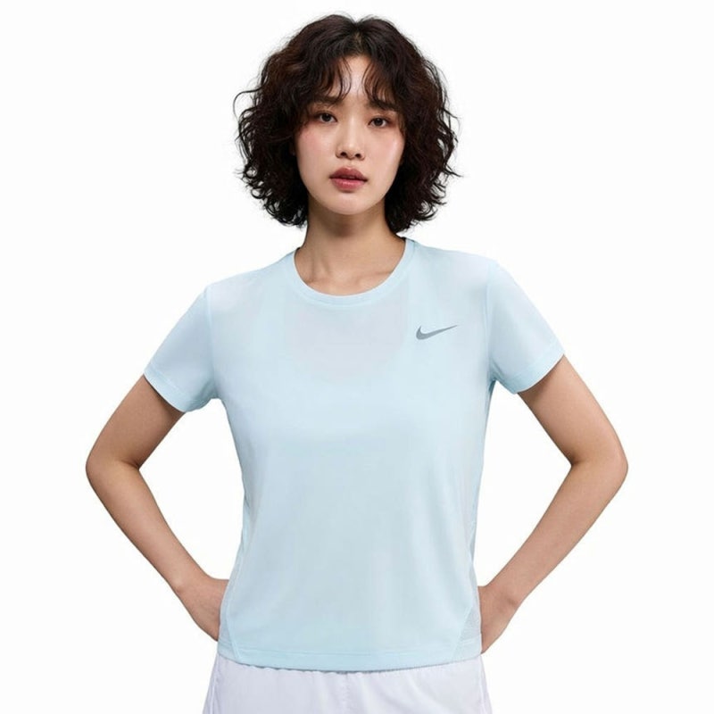 가을 나이키 여성 러닝복 추천 반팔 티셔츠 반바지 코디