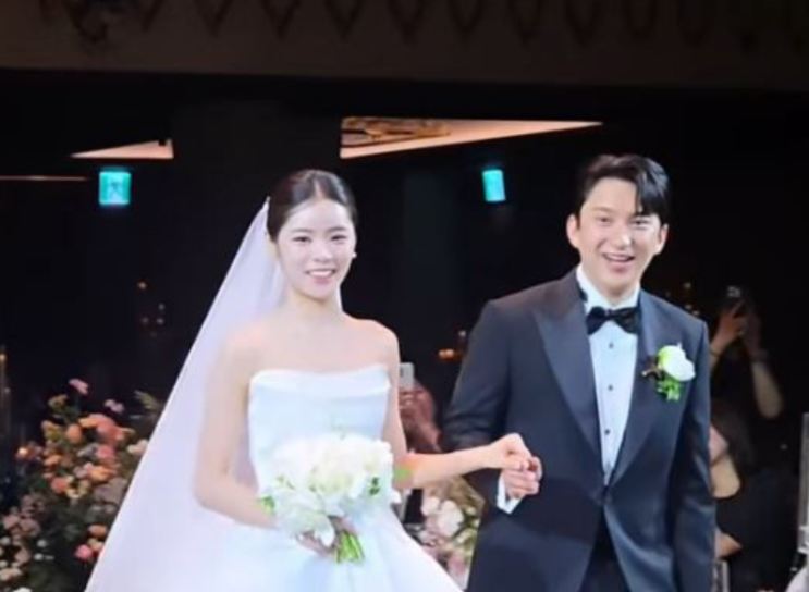   나는솔로 28기 옥순 영호 결혼, 아율이와 함께 완성된 진짜 가족 이야기