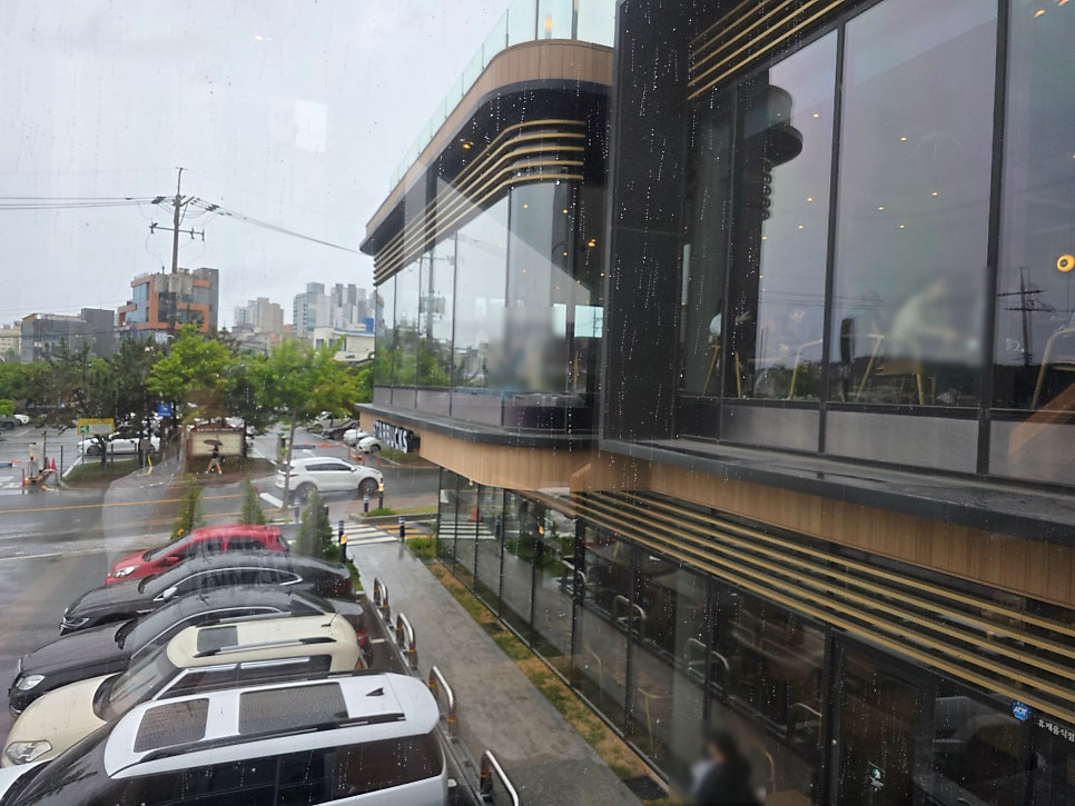 스타벅스 울산일산비치DT점 사진 4