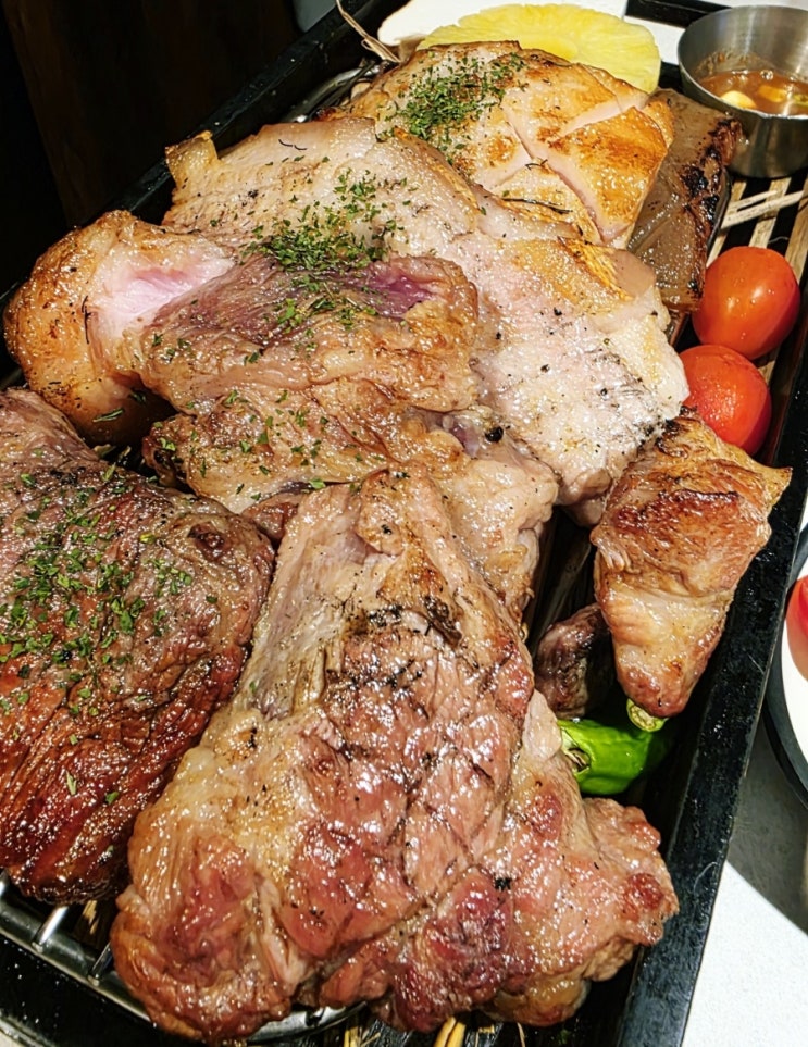  [창원]회식부터 가족외식까지 프라이빗한 룸에서 창원 중동 맛집 '본집 고깃간 본점'