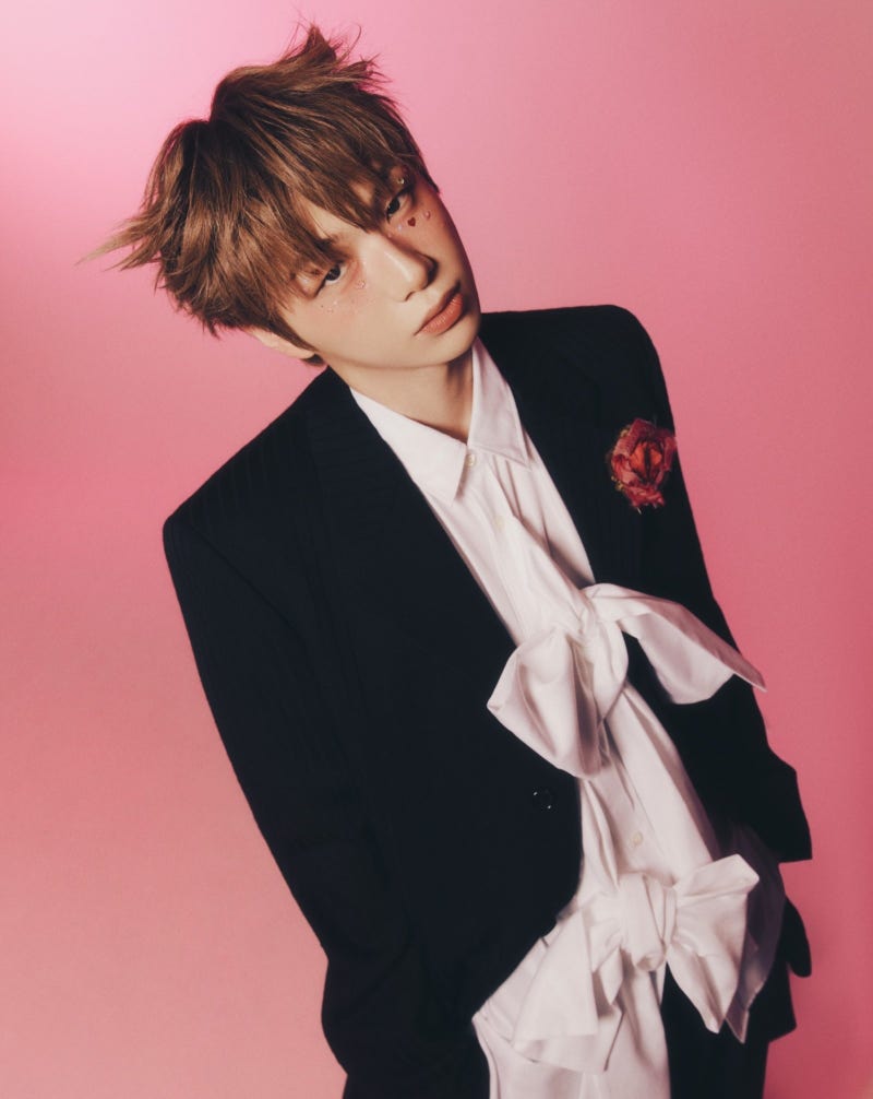 Kang Daniel Perfectly Pulls Off Any Hairstyle, Idols Pick Him as Overwhelming No. 1: It's About Transformation, Not Just Visuals