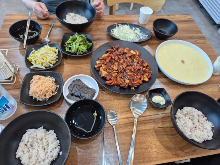  [속초 청초호 맛집] 입안 가득 퍼지는 화끈한 불향! 현지인도 줄 서는 속초불향쭈꾸미 솔직 후기 