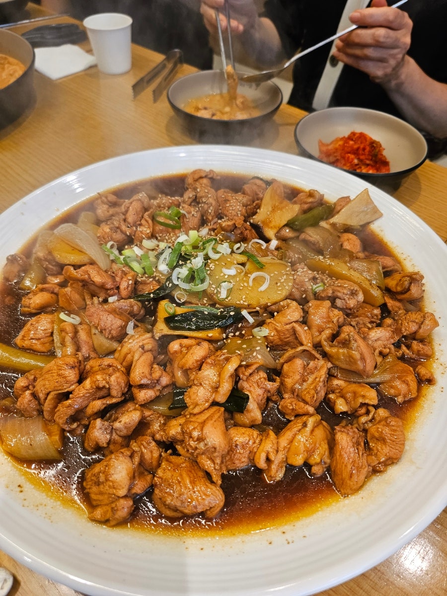 찜닭에꽂힌 닭집애 수원본점 사진 1