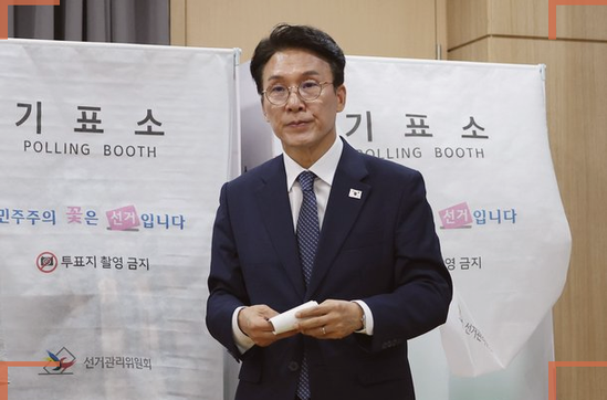 <b>김민석 총리</b>, 당대표 출마 결심! 앞으로 정치권은 누가 이끌까?