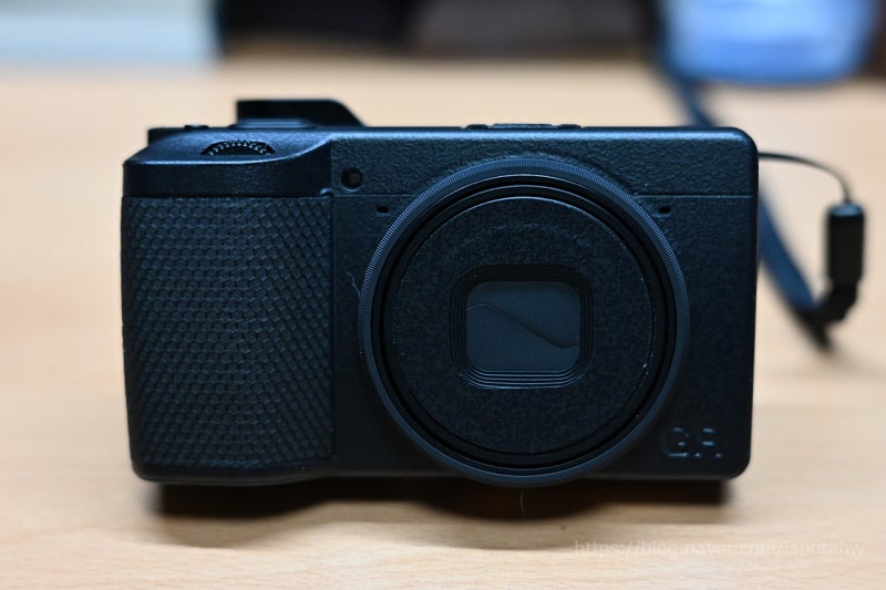 Ricoh GR4 Monocrom