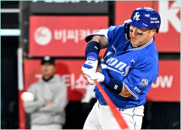  "옛날 생각하면 타구는 파울 된다" 만 43세 최형우의 생존법