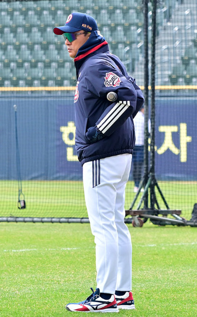 [NPB이슈] 한국야구의 레전드 이승엽 요미우리 1군 타격코치의 거취는?
