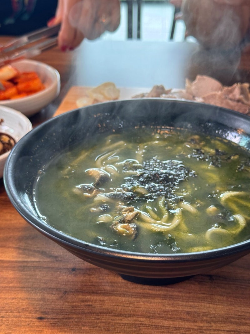서귀포보말칼국수 제주 산방산 맛집 주차편한 제주 도민 유명맛집 후기