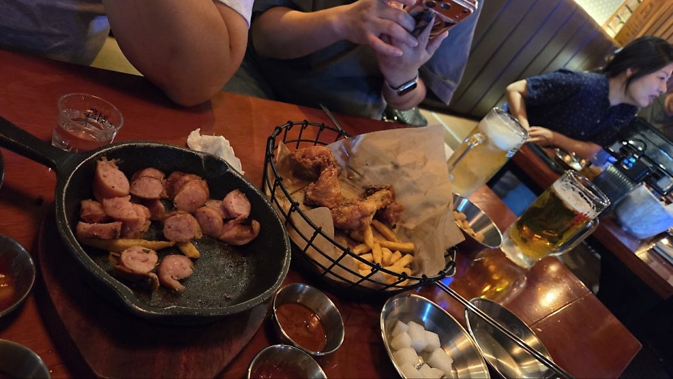 크라운호프 고덕로데오점 사진 1