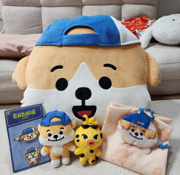[Daily Life] ENHYPEN Finally Has Character Goods! A Visit to the ENCHIN Pop-up at Yongsan IPark Mall