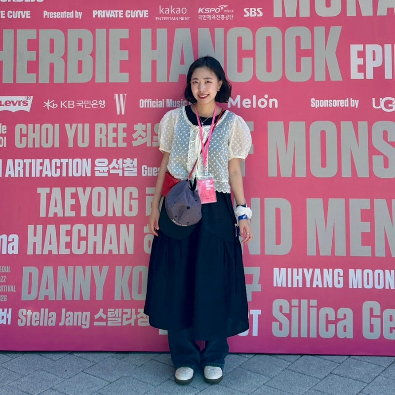 OOTDㅣ레이스 블라우스 하나로 분위기 완성 with 유니클로 리넨블렌드 티어드 원피스 등
