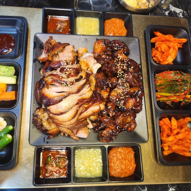 크라운족발 야탑점 사진 5
