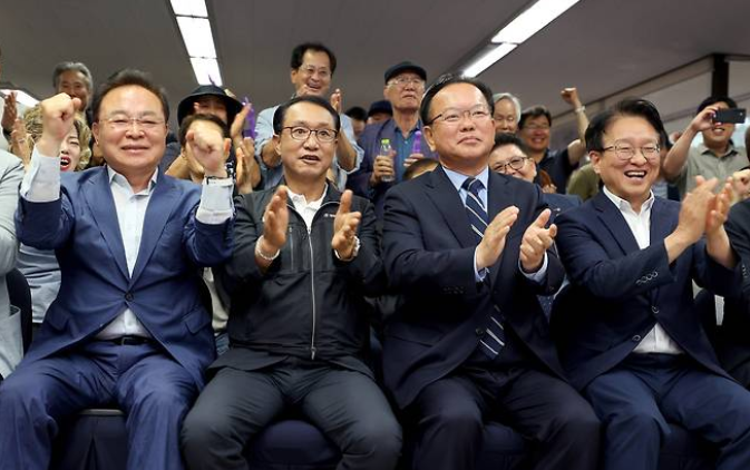 김부겸 "대구를 바꾸고자 하는 열망, 보수의 두꺼운 벽 뚫었다"