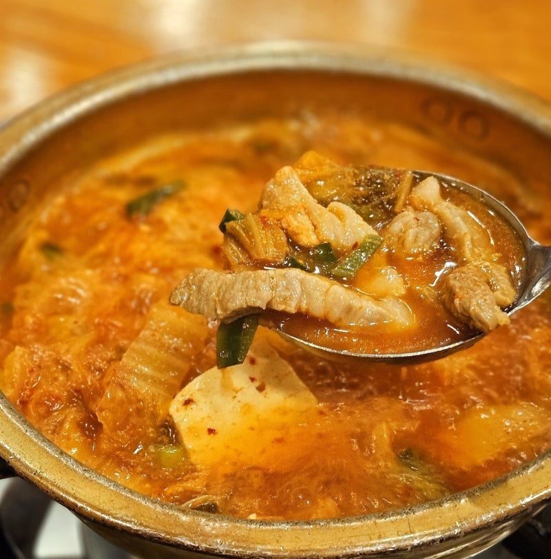 샛강역/여의도 직장인 맛집 24시간 영업 장독대김치찌개 솔직후기