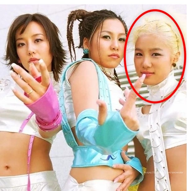 '12살 많은 재벌 소속사 대표'랑 결혼... 인생 로또맞은 무명 여가수는?