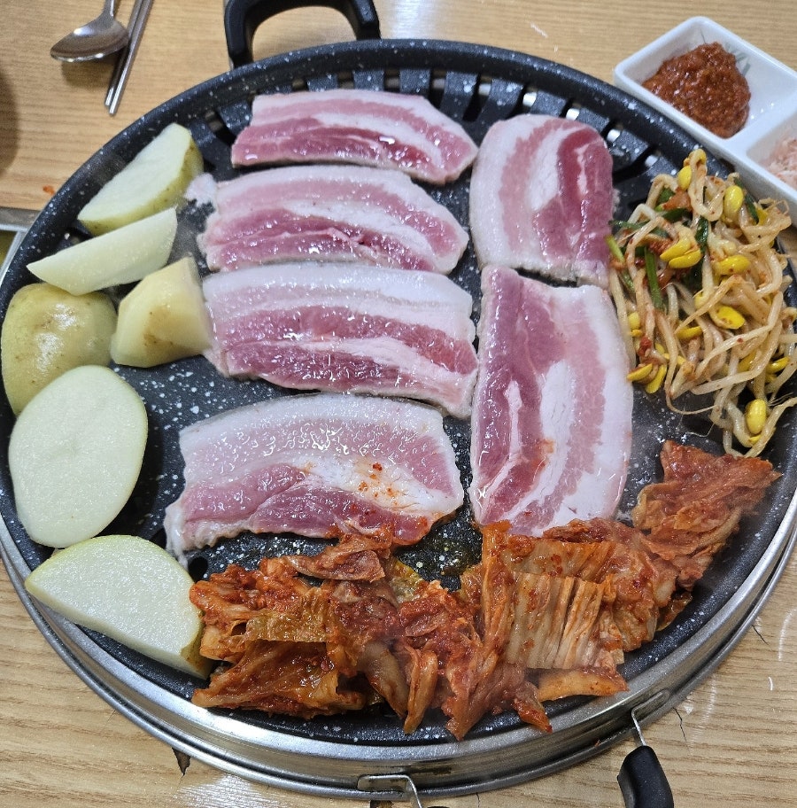 동명식육식당 사진 6