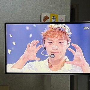 [리뷰이벤트참여] 삼성전자 무빙스타일 엣지 스탠다드 80cm(32인치) UHD 4K LS32FM700M-2MO | 여름준....