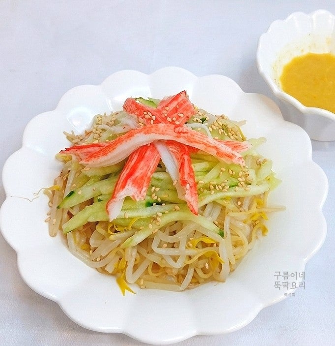 여름철 입맛 깨우는 불 없는 요리, 상큼 톡 쏘는 [오이 숙주 맛살 냉채] 황금레시피