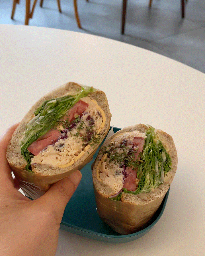  청주시 충북대 맛집 | 카페 읍천리382 충북대점, 포케& 샌드위치 솔직후기
