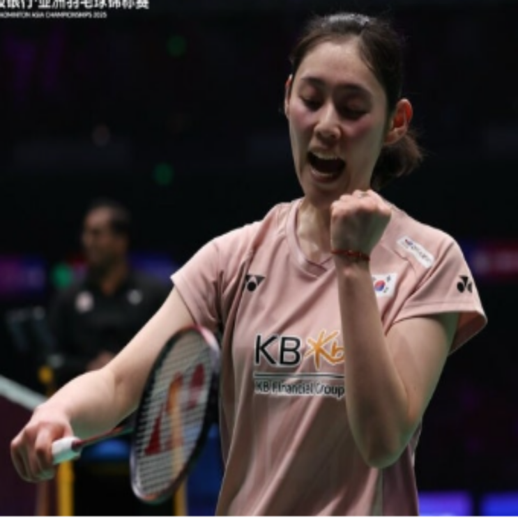 심유진 대박경기 만들었다!! 인도네시아오픈 16강에서 랭킹 2위 왕즈이를 상대로 2-0 완승!! 아~~왕즈이 전담 천적이었지!! 이제 8강에서는 미야자키 토모카를 상대한다!!