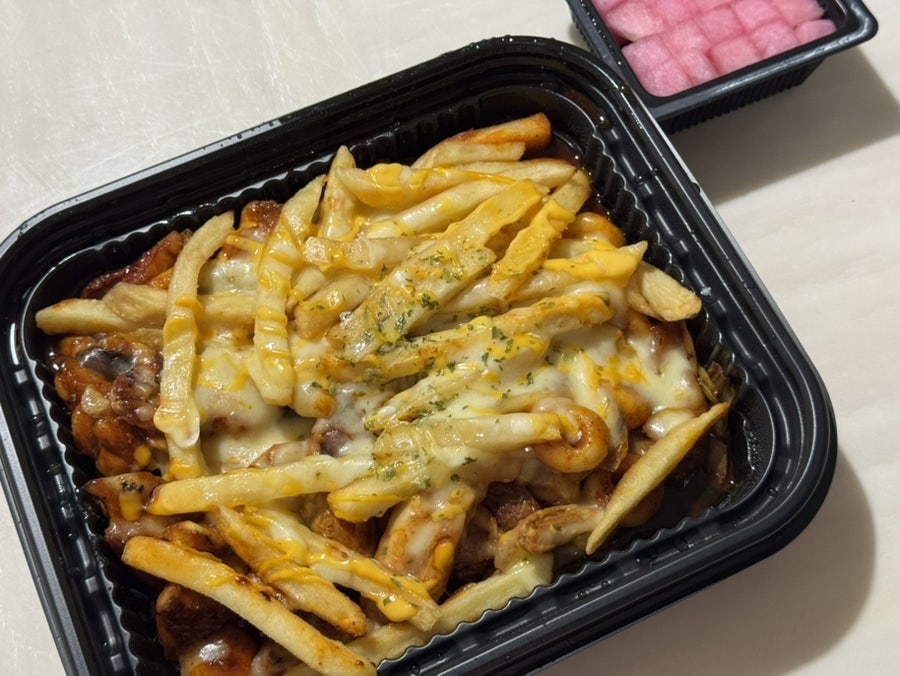 기영이숯불두마리치킨 중랑묵동점 사진 2
