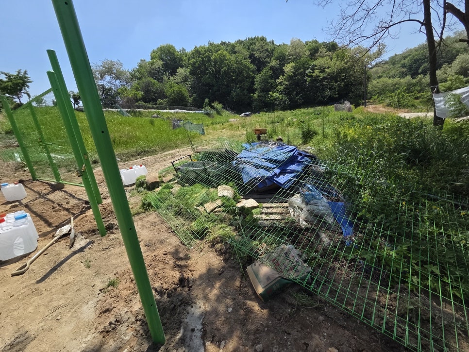 충남 천안 경작지 텃밭 무단 재배 휀스 설치 농작물 보호 담장 펜스 시공