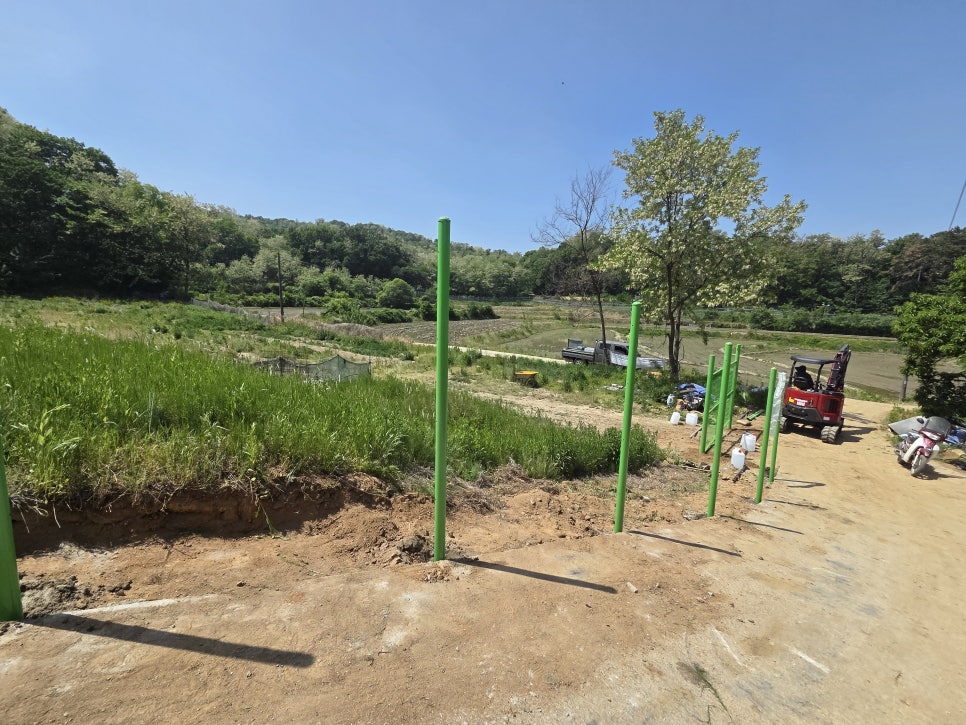 충남 천안 경작지 텃밭 무단 재배 휀스 설치 농작물 보호 담장 펜스 시공
