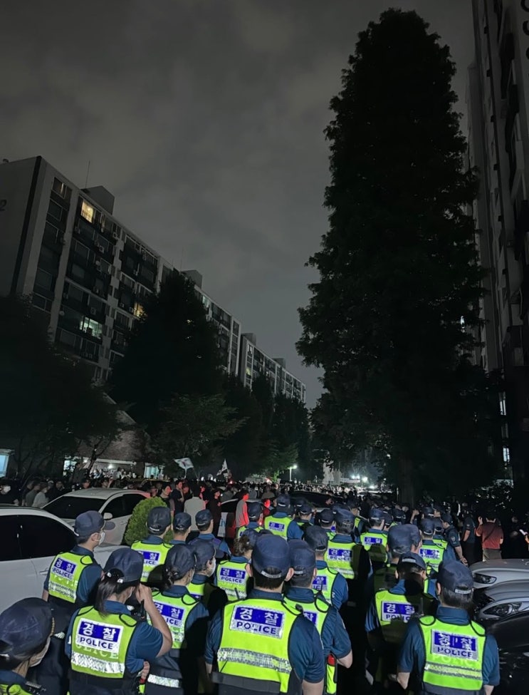 잠실 투표소 투표함 시위 ㅣ 부정선거에 성난 민심 잠실로!!!! + 평화시위 중 계속 업데이트
