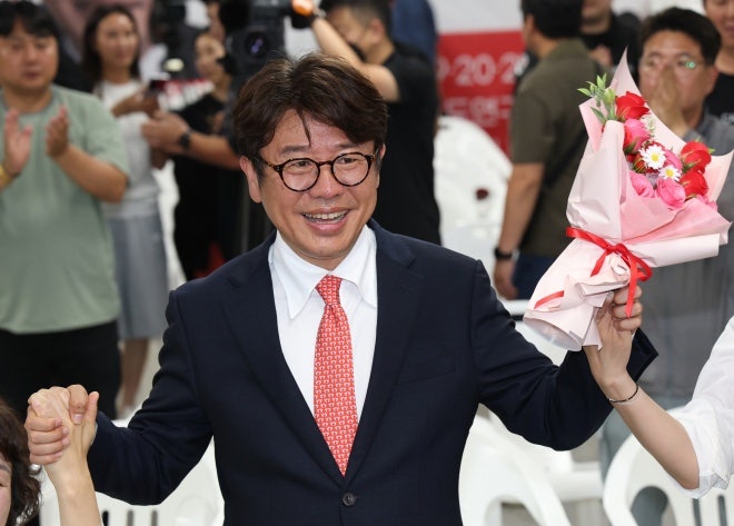 평택을 유의동 당선, 조국·김용남 30%대 접전 뚫었다…결국 단일화 실패가 갈랐다