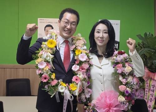 1표차 당선된 도의원, 국회의원 버리고 시의원된 <b>손혜원</b>