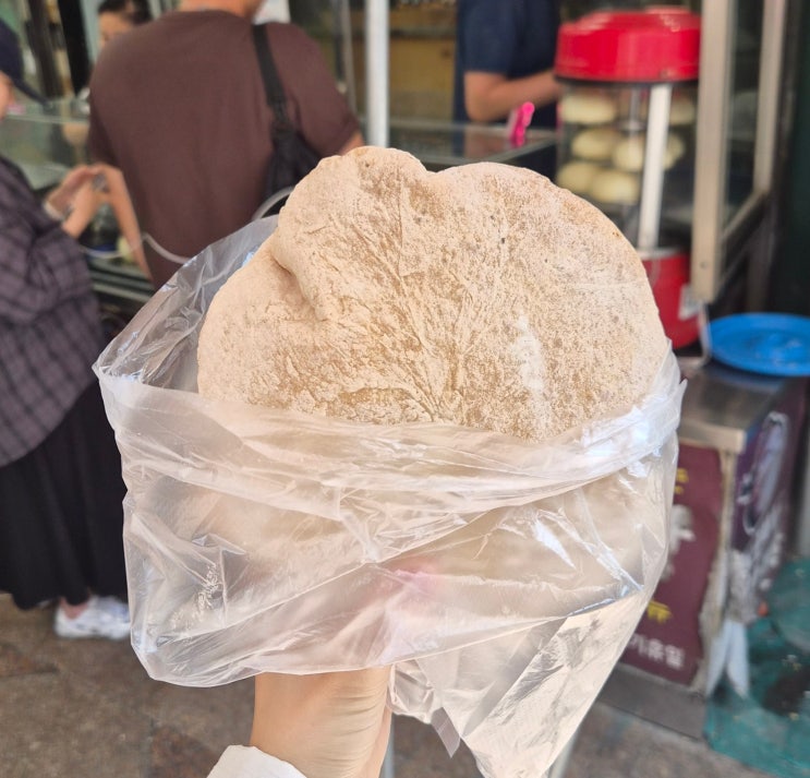  [가시 Food실록] 인천 신포시장 줄 서는 산동 만두 공갈빵, 만두, 찐빵 후기!(주차 딱지 끊은 썰...)
