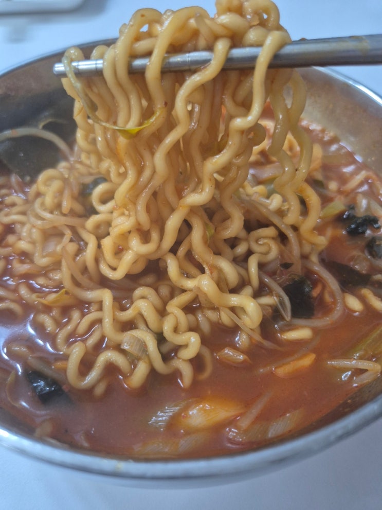 <b>이문정셰프</b> 오동통면 잠뽕라면 레시피 따라하기