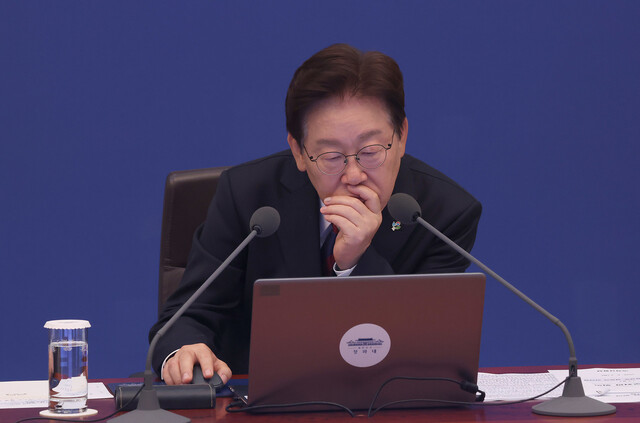 금융위기 2009년 이후 17년만에 <b>원달러환율</b> 1540원, 1,600원... 