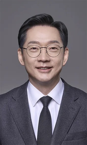 김경수 프로필 총정리｜노무현 마지막 비서관부터 경남도지사·드루킹 사건·2026 지방선거까....