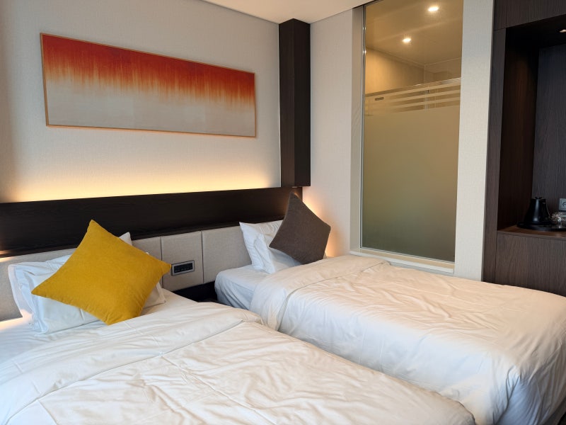 Ahnneuk Signature Guro: value staycation — breakfast, sauna, eats