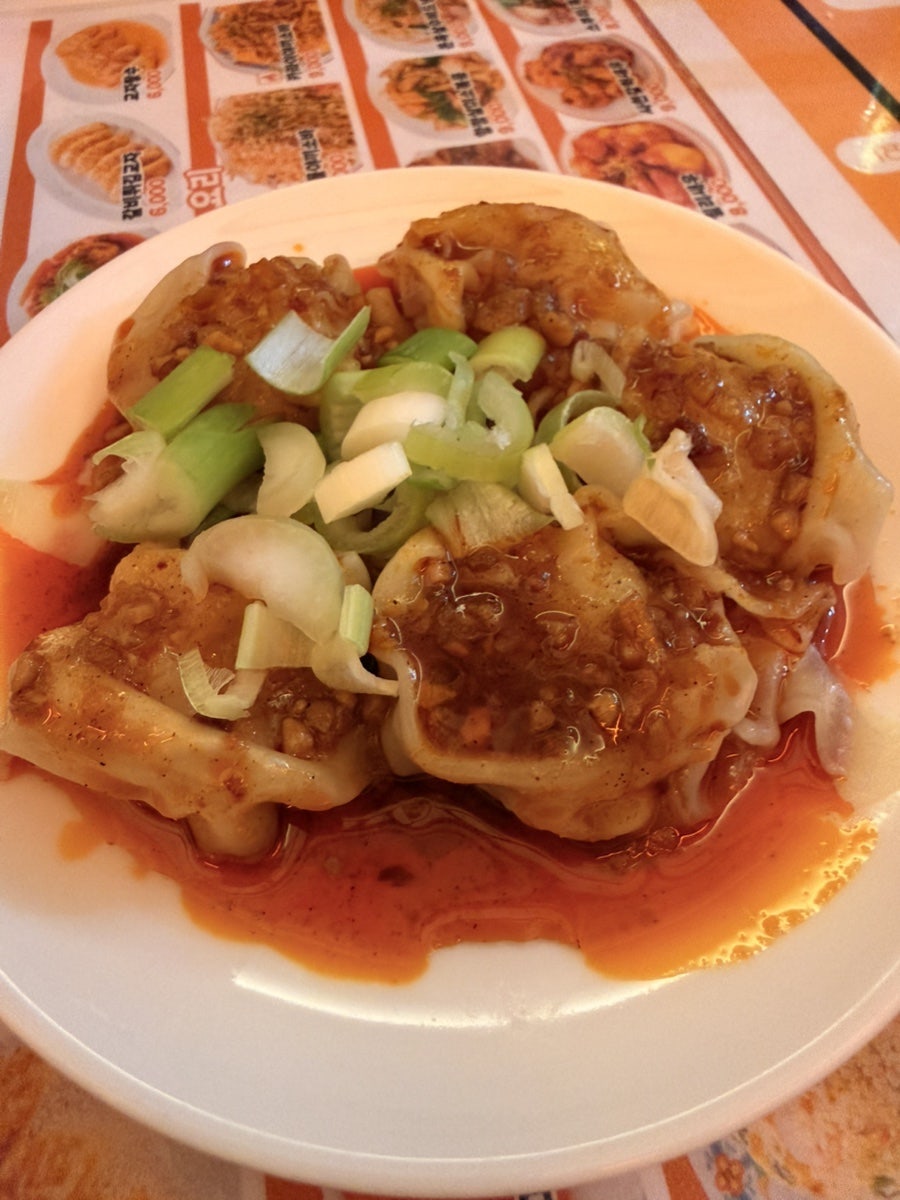 미스타교자 봉화산역점 사진 1