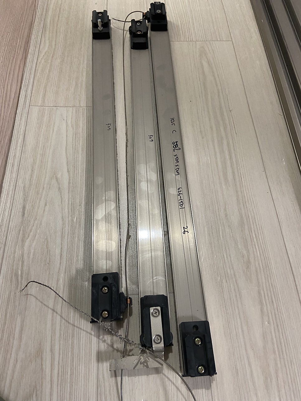 중문 와이어 교체｜3연동 중문이 따로 움직이던 이유, 강남구 현장에서 찾았습니다