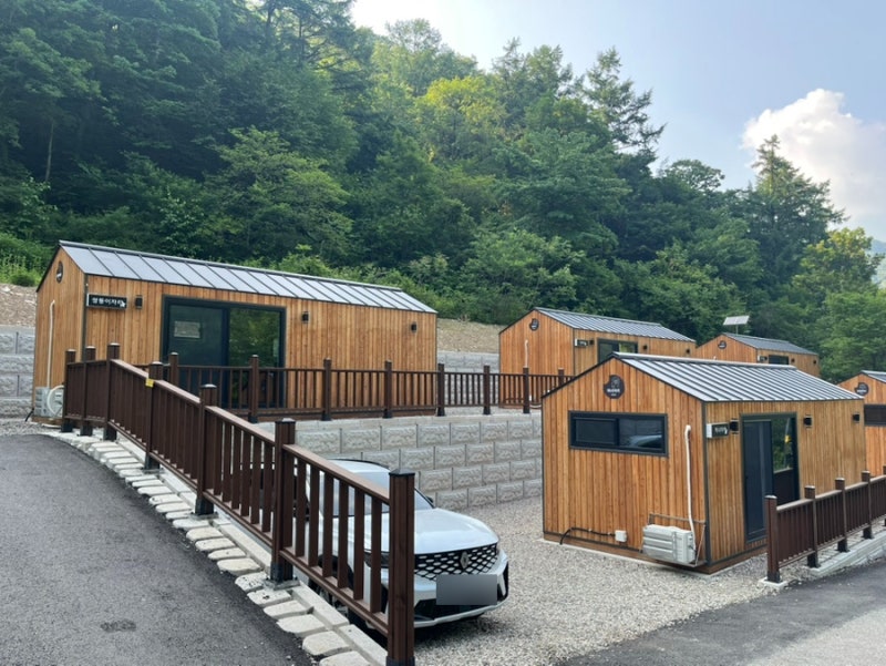 텐트 필요 없는 캠핑 중미산자연휴양림 신축캐빈 후기 명당추천