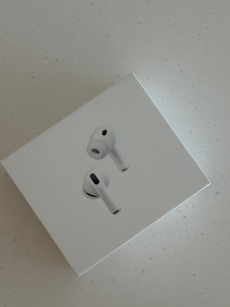 Apple 에어팟 프로 3세대 노이즈캔슬링 내돈내산 찐후기 : 에어팟 4세대 비교