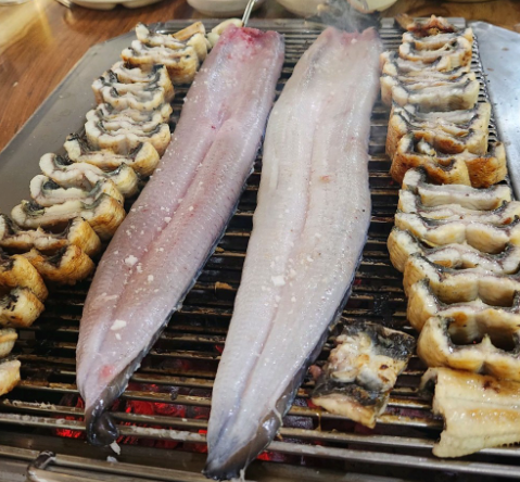 <b>전현무계획</b>3 <b>고창 장어</b>구이 성내<b>장어</b>셀프