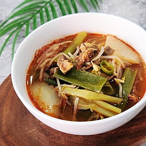 경상도식 소고기무국 레시피 숙주 얼큰 소고기무국 끓이는법