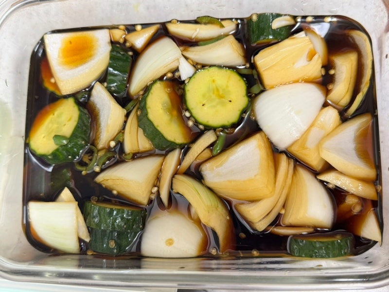 오이양파장아찌 만드는 법 레시피 오이간장장아찌 초절임 6월 제철 식재료 소스비율