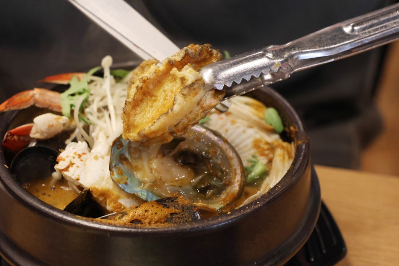 대전 유성구맛집 | 문지동 해물뚝배기 해삼겹 점심특선메뉴
