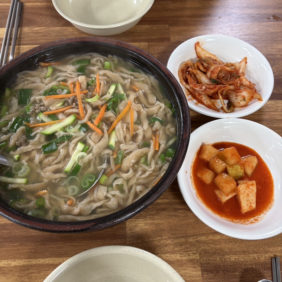 양성도토리칼국수 사진 6