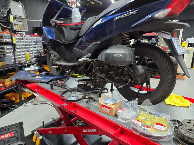 pcx125 구동계 수리