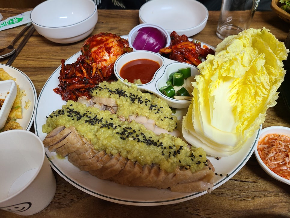 엄마마늘보쌈 사진 1